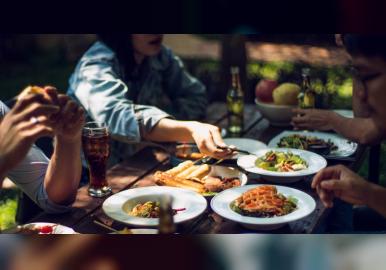 ഉറക്കം നഷ്ടപ്പെടുത്തുന്ന അഞ്ച് ഭക്ഷണങ്ങള്‍ ഇതൊക്കെയാണ് 